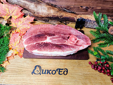 Стейк из окорока кабана на кости